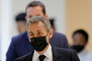 В приговоре Саркози увидели «зловещее предупреждение» для конкурентов Макрона: Политика: Мир: Lenta.ru