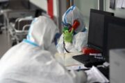 В России зафиксировали новый максимум случаев заражения коронавирусом