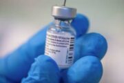 Израиль одобрил вакцинацию детей от коронавируса