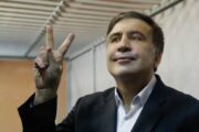Саакашвили принял решение прекратить голодовку